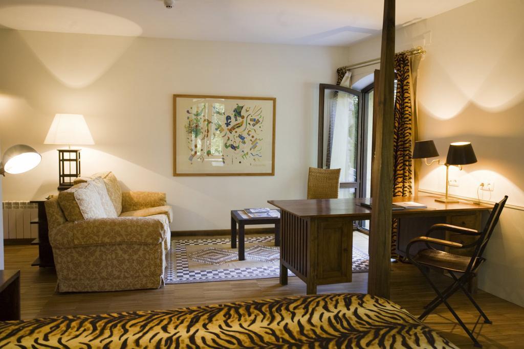 Hotel El Molino De Salinas Salinas De Pisuerga Room photo